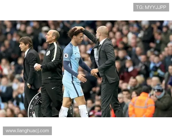 拉科进攻套路解析:战术体系与近期表现走势 拉科进攻套路解析:战术体系与近期表现走势