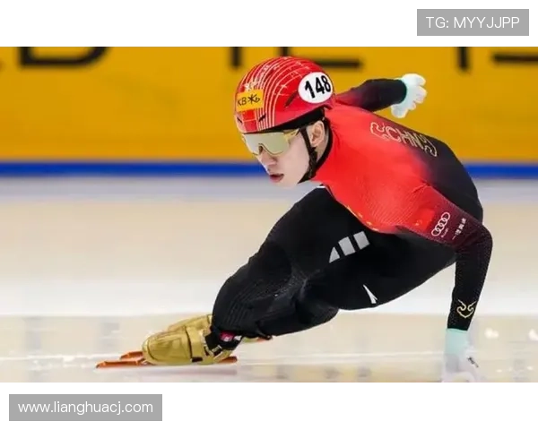 林孝埈这生活真逆天，赛场上严肃脸，街头却公开炫豪车！
