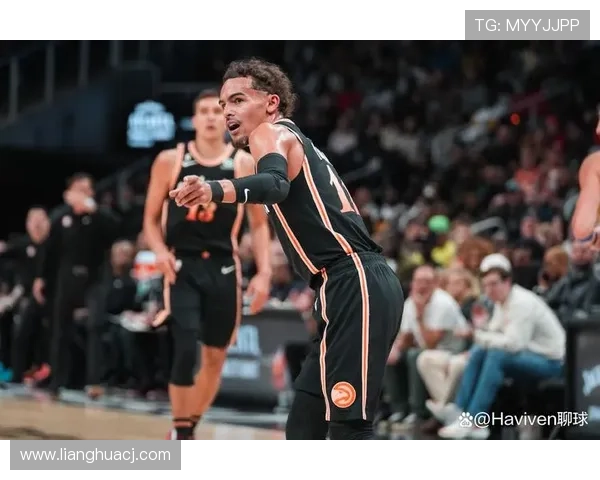 特雷·杨赛场上狂飙三分，私下竟然这样拼命攒钱？这反差猛得我怀疑人生啊！